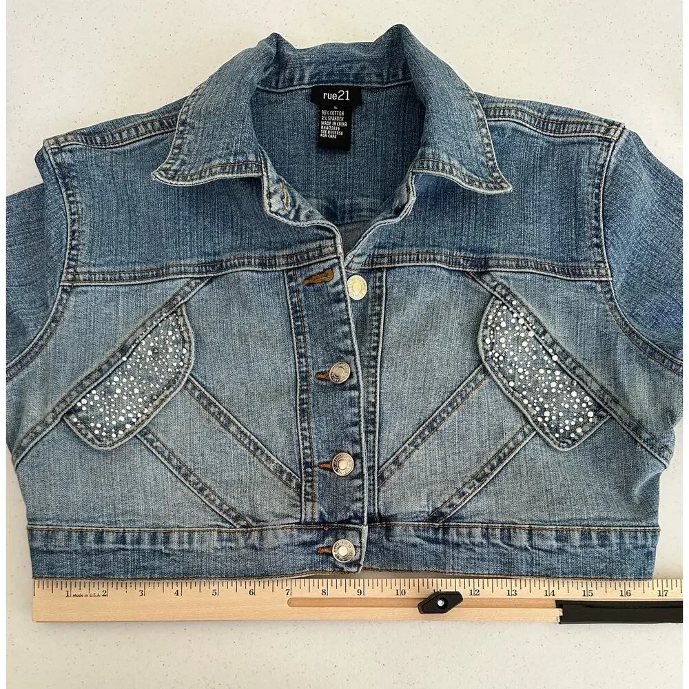 Rue21 Girls Jean Jacket Size Large Cropped Rhinestones Embellished Chest Pockets